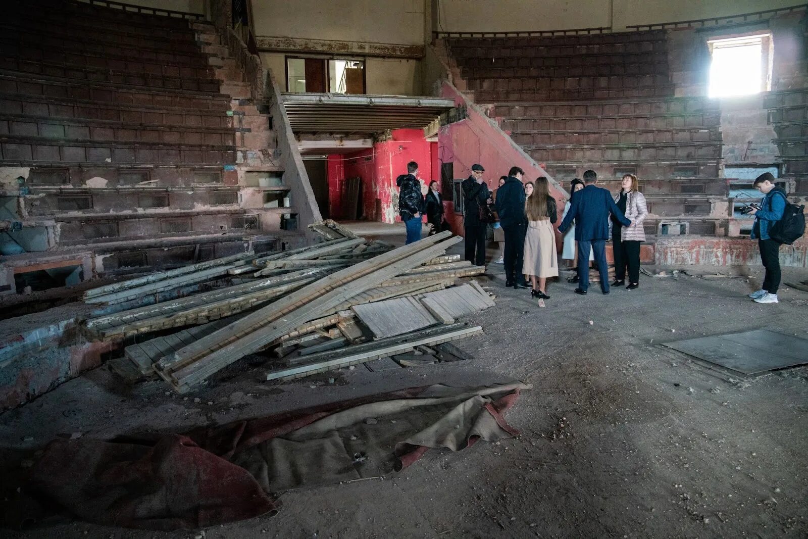 Трагедия в Челябинске цирк. Трагедия в Челябинске цирк 2015. Челябинск развалины. Трагедия в цирке запашных