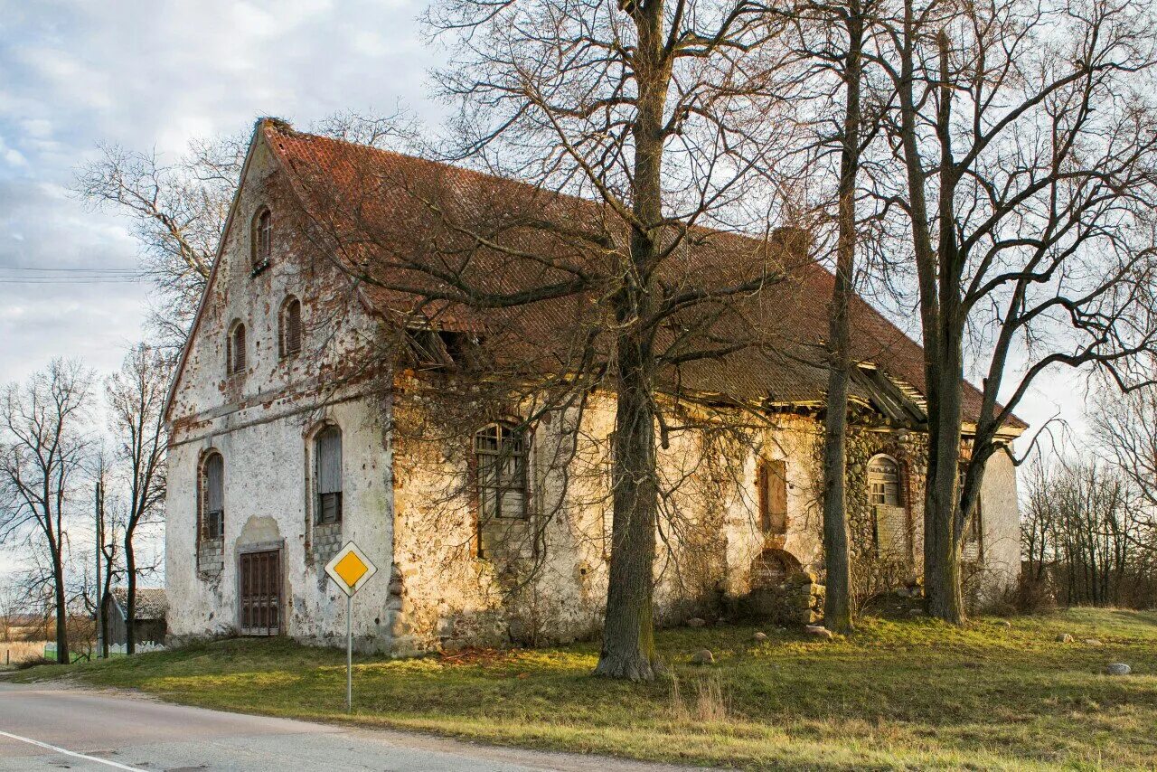 Дом кирха. Осиновка кирха калининградская область. Кирха домтау. Кирха полесск. Дом кирха.