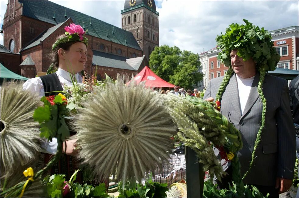 День независимости латвии. День латвии. Ligo латвия праздник. День восстановления независимости латвийской республики. 4 мая праздник в латвии.