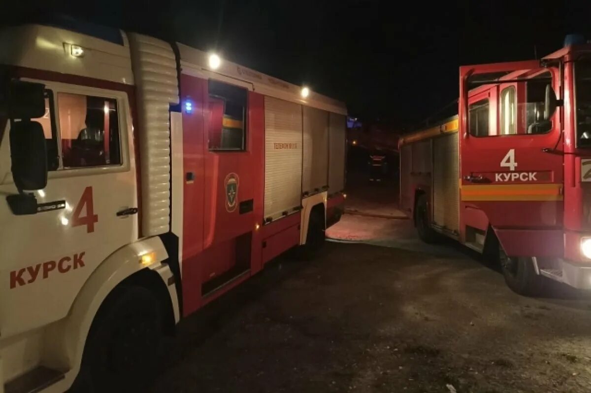 Что происходит в курске 11.08 2025. Пожар на ул.челюскинцев в г.курске. пожар в веретенино.