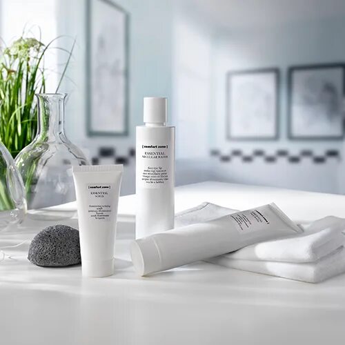 Comfort zone hydramemory mask. Comfort zone body strategist tone shot. Comfort zone косметика. Массаж comfort zone. Tranquillity косметика comfort zone.