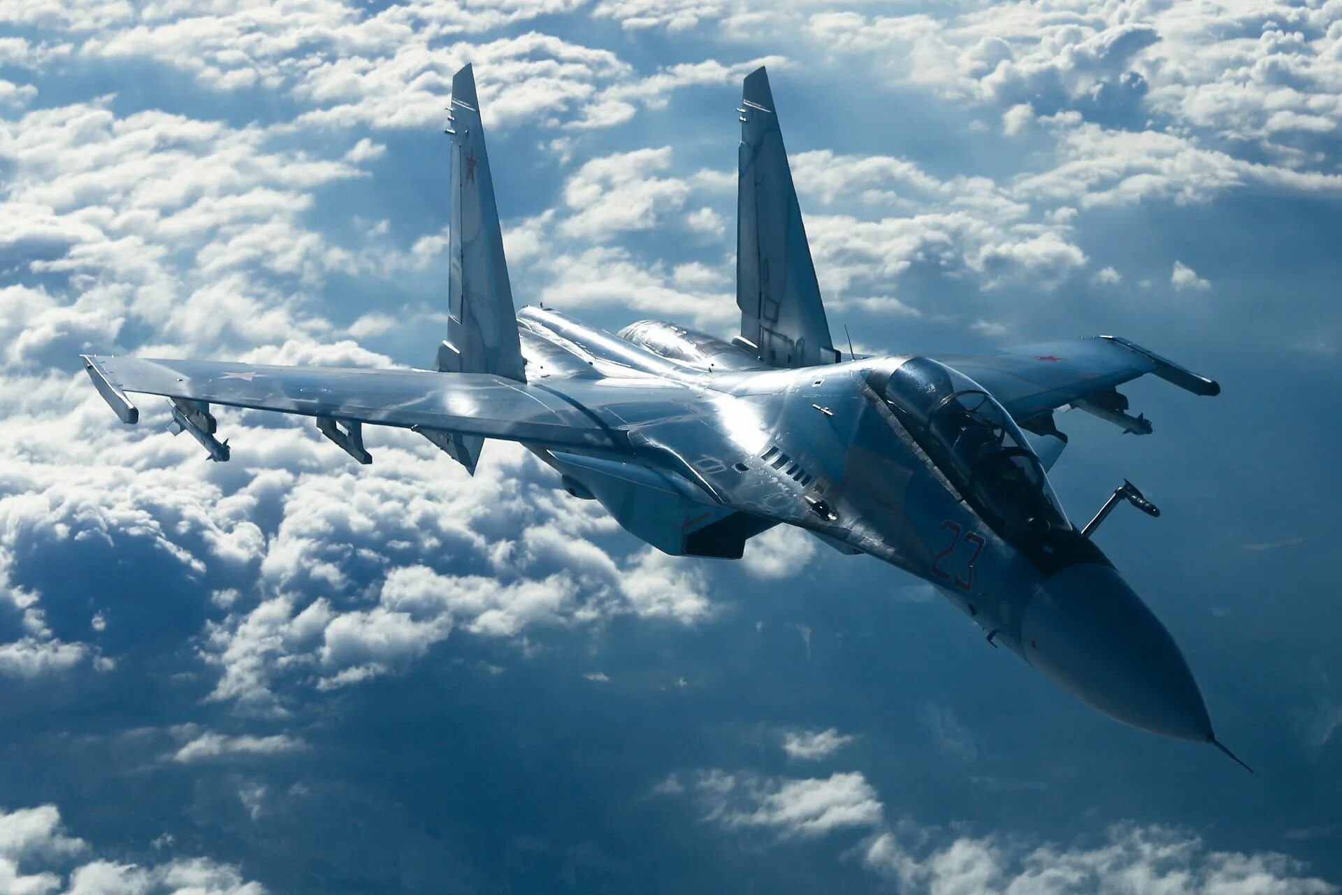 Мир самолетов в россии. Самолет-истребитель Су-30. Военный самолет Су 34. Истребитель Су-30см2. Истребитель Су-35.