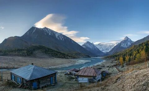 Деревенская жизнь в горах алтая