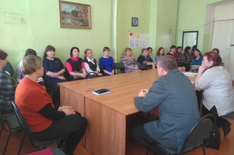 Администрация никольского муниципального. Сайт администрации Никольского района Вологодской области. Глава города Никольска Вологодской области. Руководитель администрации Никольского района Вологодской области. Начальник управления образования город Никольск Вологодской.