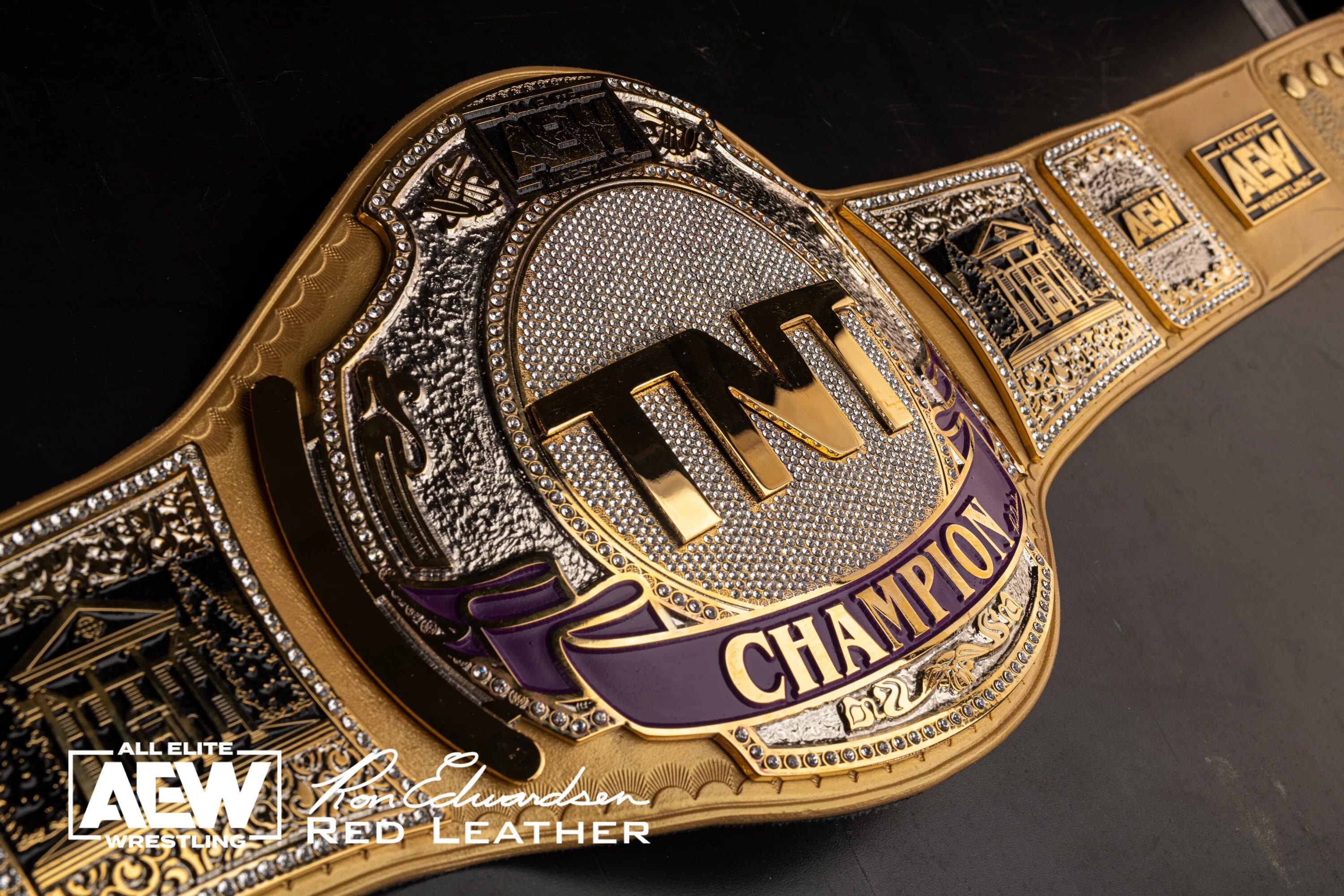 AEW TNT title. Титулы AEW. TNT Championship. AEW Championship.