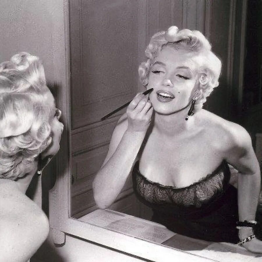 Monroe katerina. Monroe katerina. Katerina rys monroe. Monroe katerina. Катерина рус монрое рысь.