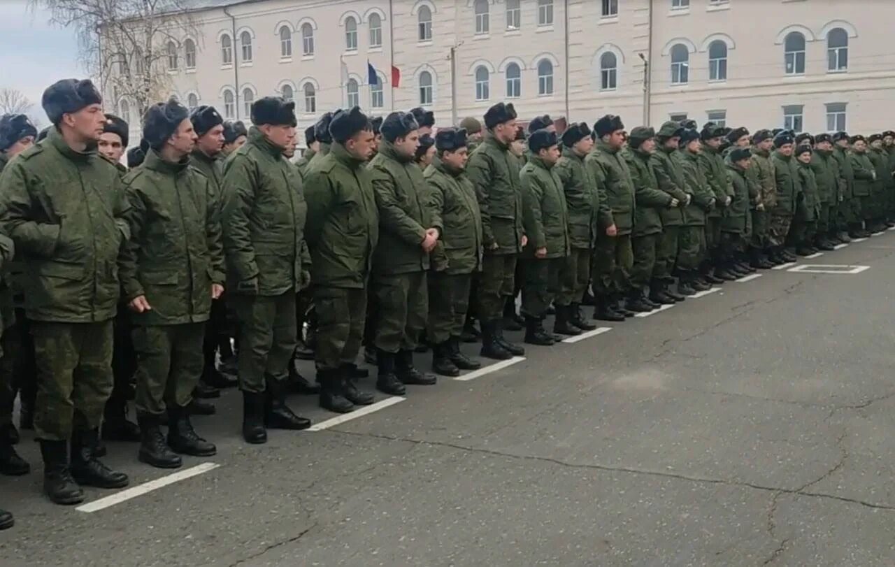 Военные новости брянской. Мобилизация 2022. Военнослужащие. Брянск мобилизация 2022. Мобилизованные.