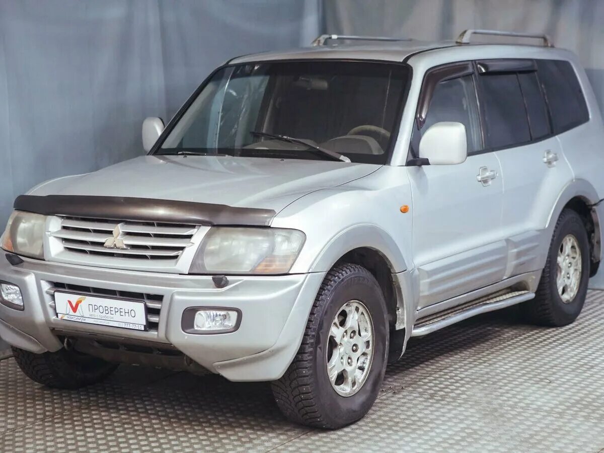 Мицубиси паджеро года выпуска. Mitsubishi Pajero III 2002. Mitsubishi Pajero 2002. Митсубиси Паджеро 3 2002 года. Mitsubishi Pajero 2002 3,2.