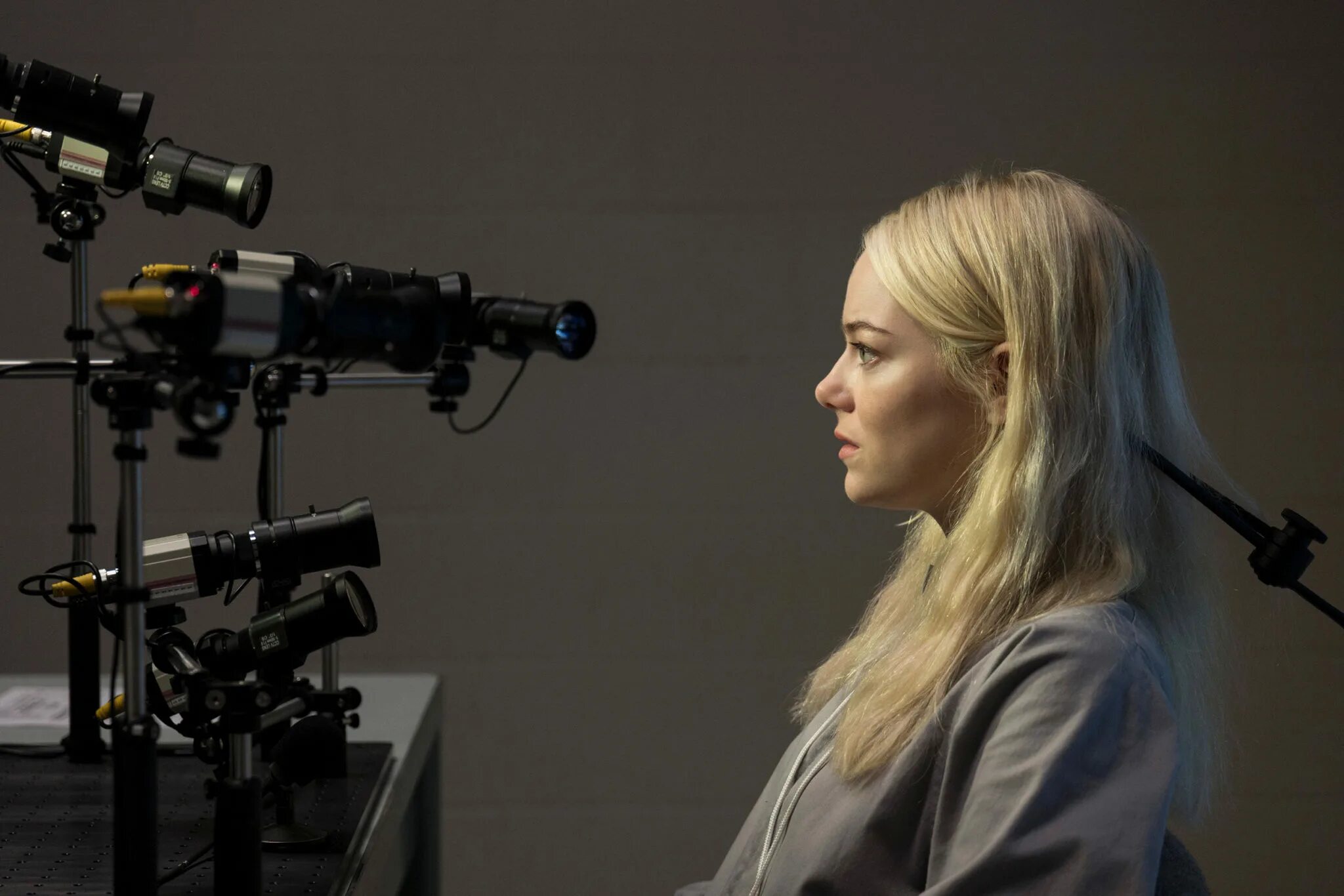 Маньяк сериал 2018. Эмма стоун маньяк сериал. Маньяк сериал 2018. Сериал про маньяка нетфликс. Маньяк сериал 2018.