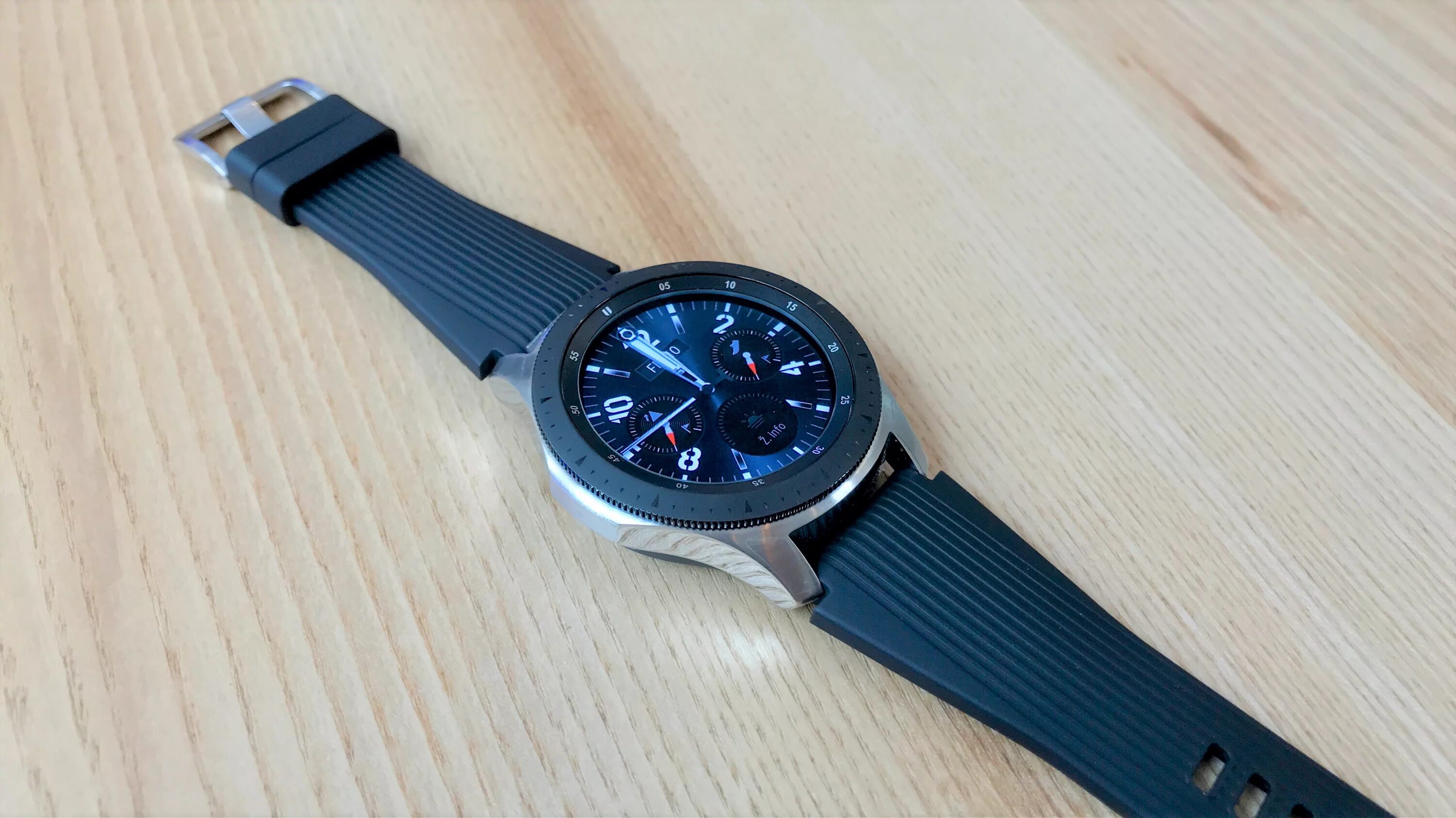 Samsung galaxy watch 46mm ремешок. Samsung watch 46mm. Samsung watch 46mm стекло. Galaxy watch 46mm ремешок. Samsung watch 4 Classic 46mm.