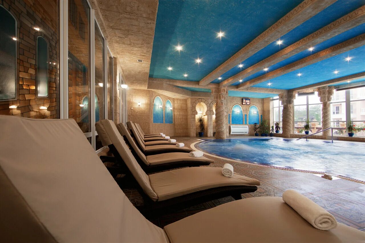 довиль анапа спа зона. спа комплекс алеан довиль. довиль крытый бассейн. анапа отель мовенпик анапа. Essentie анапа центр красоты и здоровья.