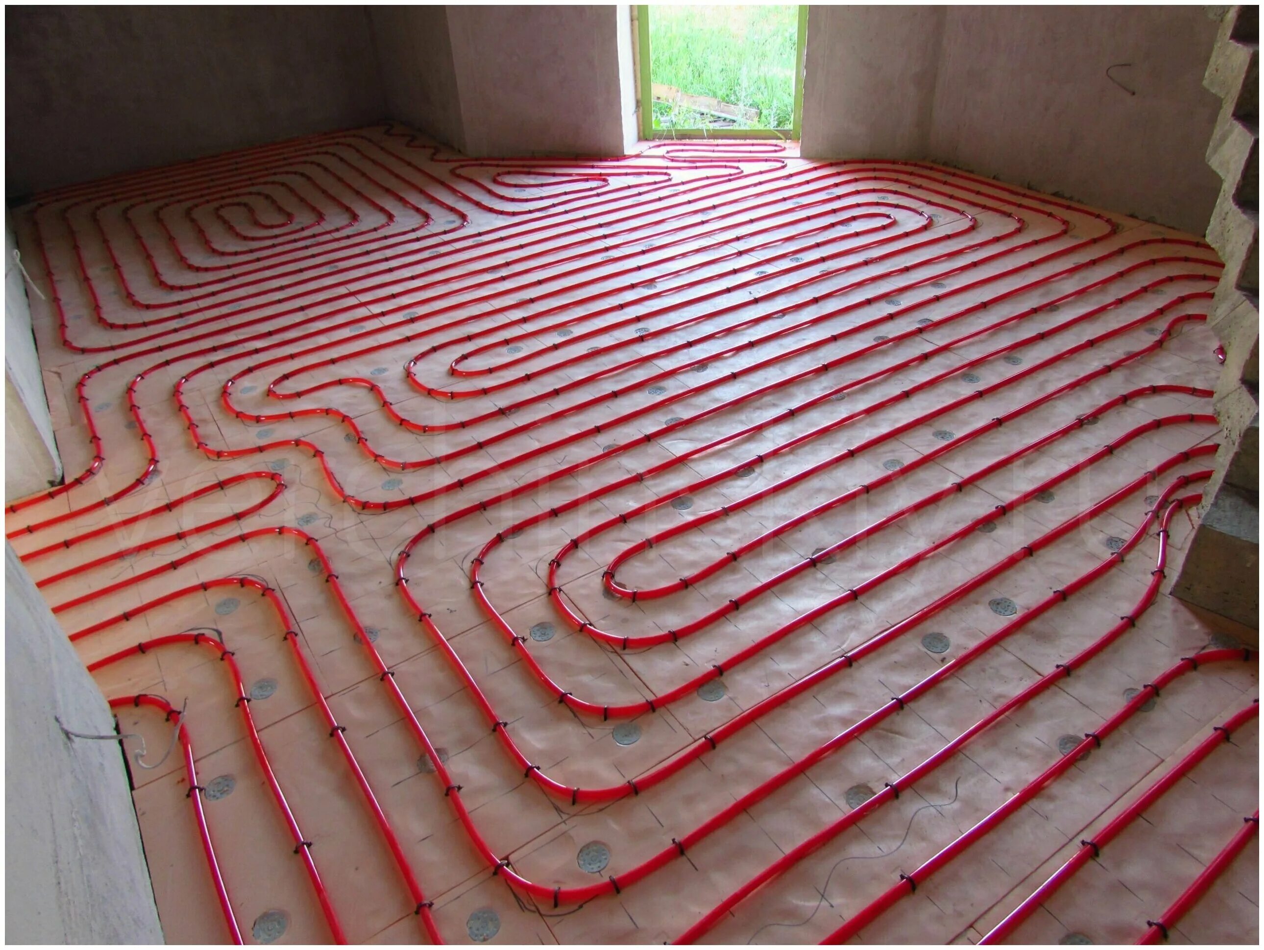 Uponor теплый пол. Тёплый пол водяной 50кв. Теплый электрический пол 10 кв м. Тёплый пол водяной 50кв. Теплый пол rehau.