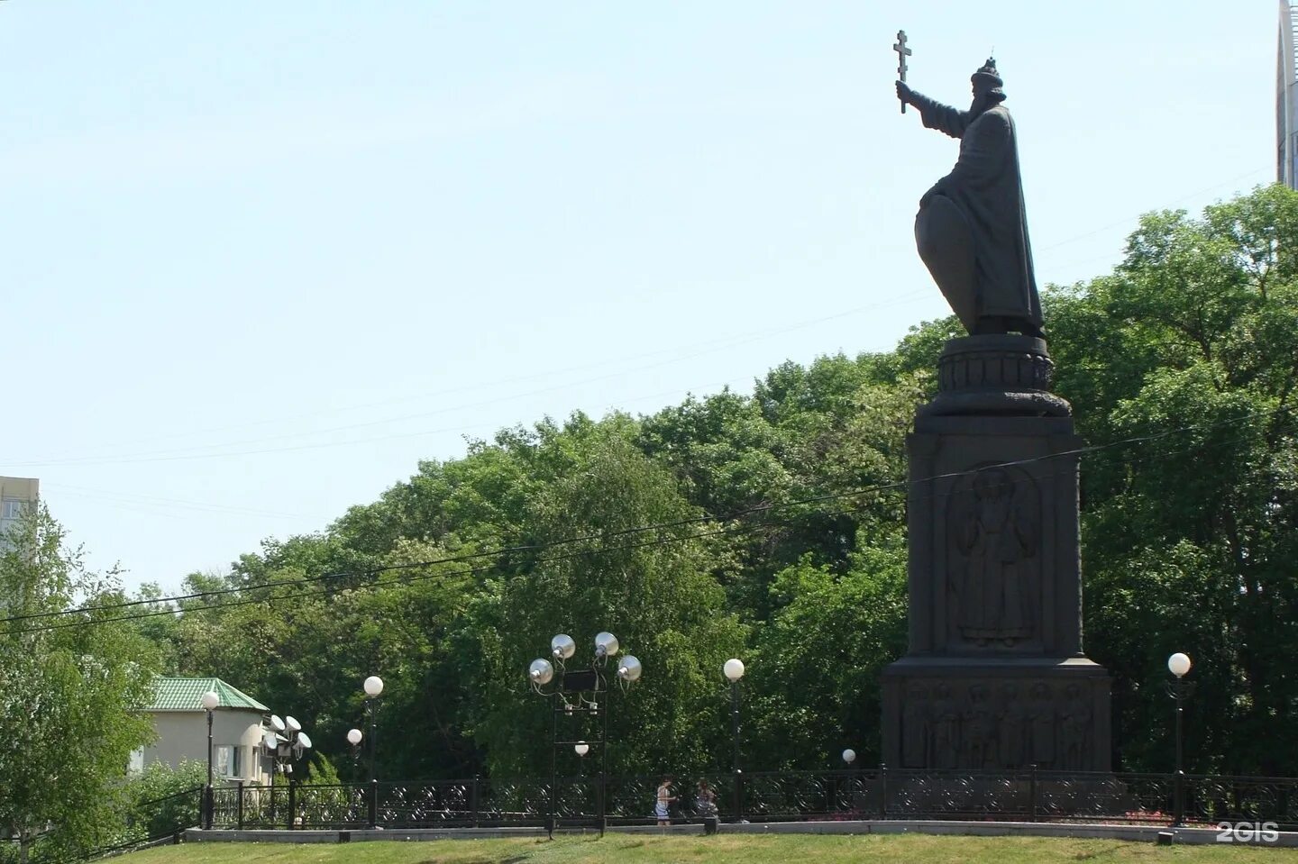 князь владимир белгород. князь владимир белгород. памятник равноапостольному князю владимиру белгород. памятник владимиру великому (белгород). памятник владимиру в белгороде.