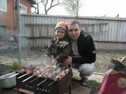 Приехали на дачу шашлыки и