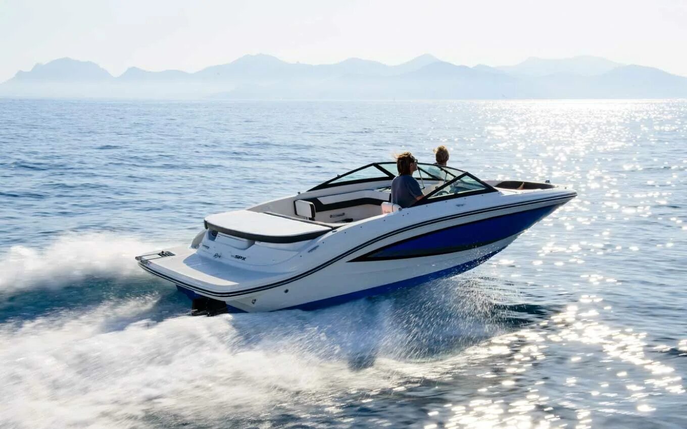 Лодка sea. Sea ray 190 SPX. Катер сиа Рей 190. Sea ray 650 Fly. Катер Sea ray 55.