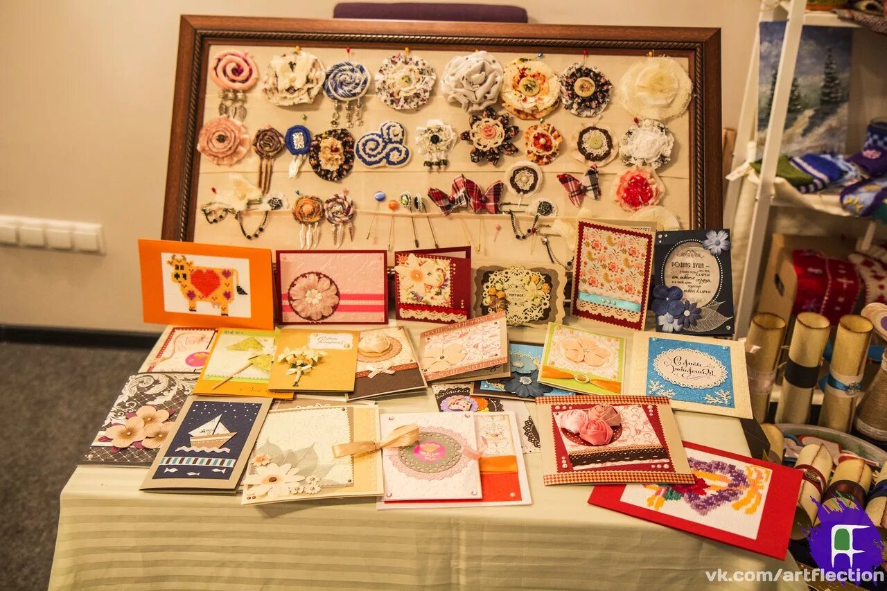 мастерская хенд мейд. новогодняя ярмарка хенд мейд. маркет ручной работы. витрина для ярмарки хенд мейд. сувениры хенд мейд.