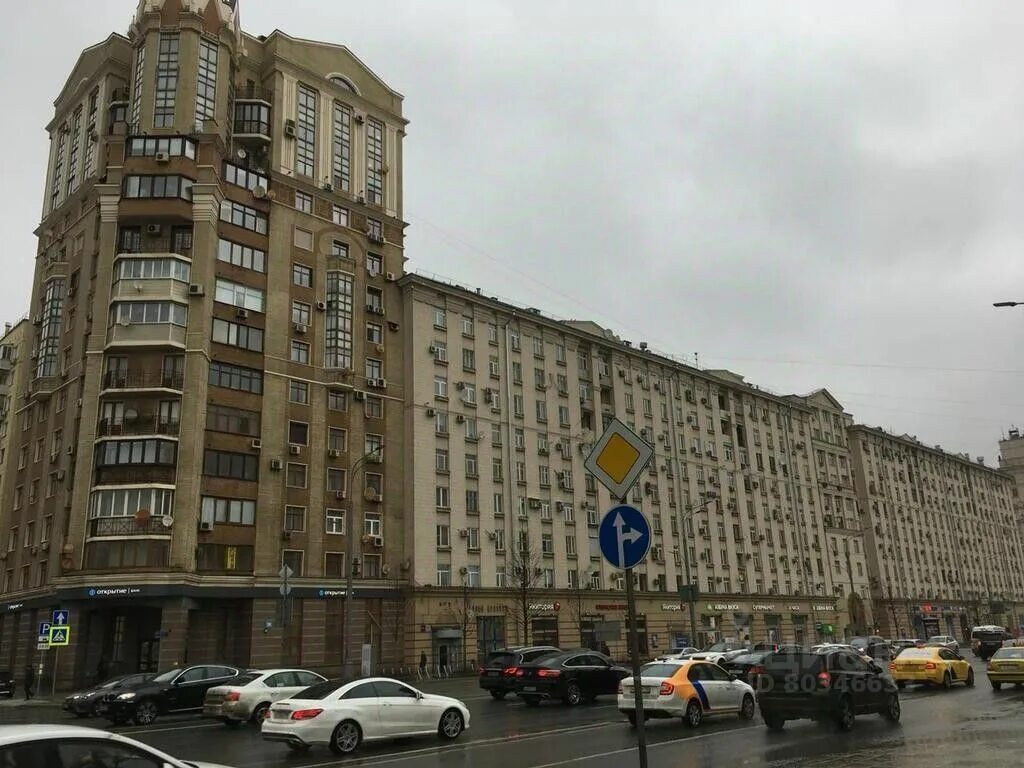 Ул валовая 18. Валовая улица 8/18 Москва. Кутузовский 23к1. Москва, ул. Валовая, д. 8/18 м.Павелецкая. Пр-кт Кутузовский, д. 18.