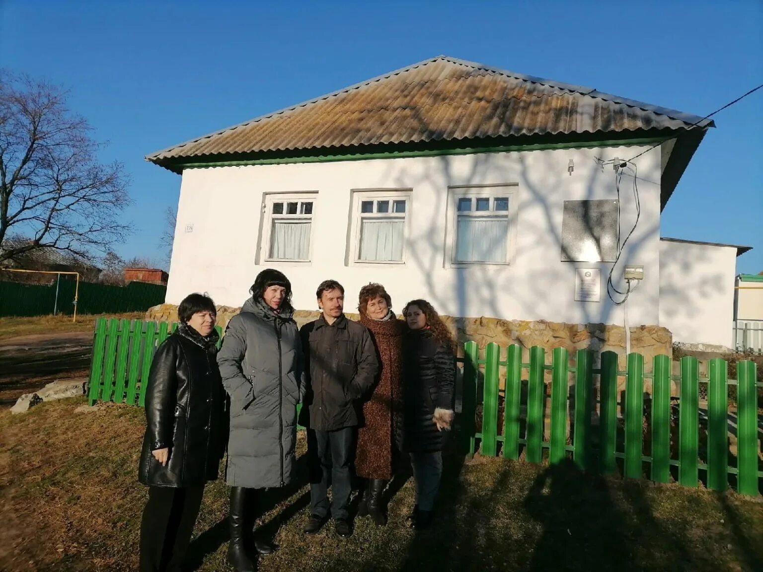 Погода верхний реутец курской области медвенского района. Нижний Реутец Курская область. Дом музей Константина Воробьева. Село Нижний Реутец Медвенский район Курская область. Верхний Реутец Медвенский район.