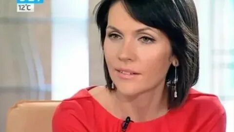 Зарина минет жасайды (бейнені қараңыз)