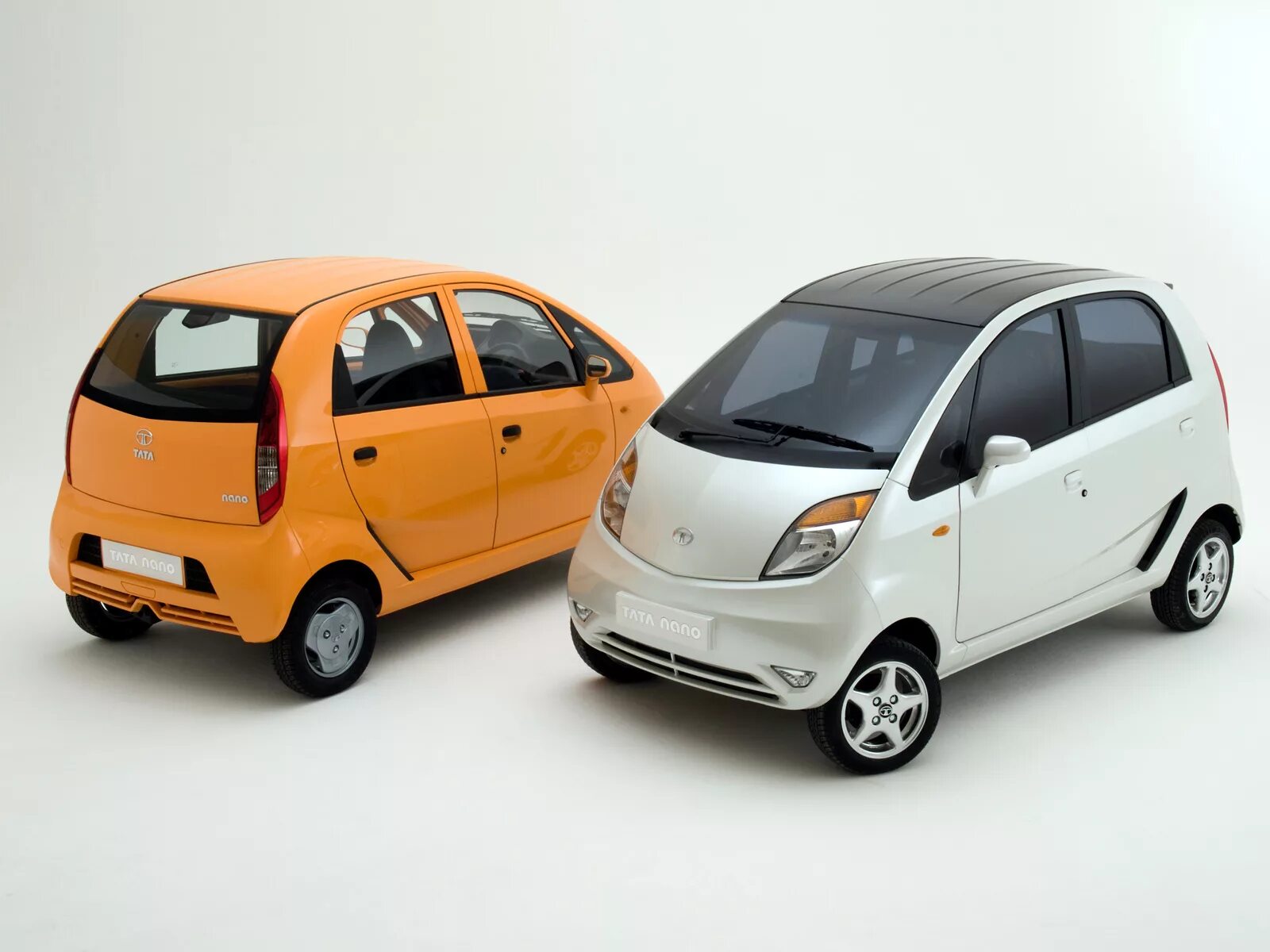 Куплю самый дешевый автомобиль. Tata Nano 2008. Tata Nano 2014. Автомобиль Tata Nano. Машина тата нано 2008.