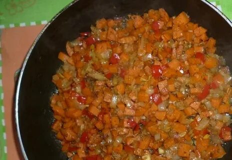 Как приготовить тушеную морковь вкусно на сковороде