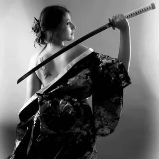 Samurai girl fight