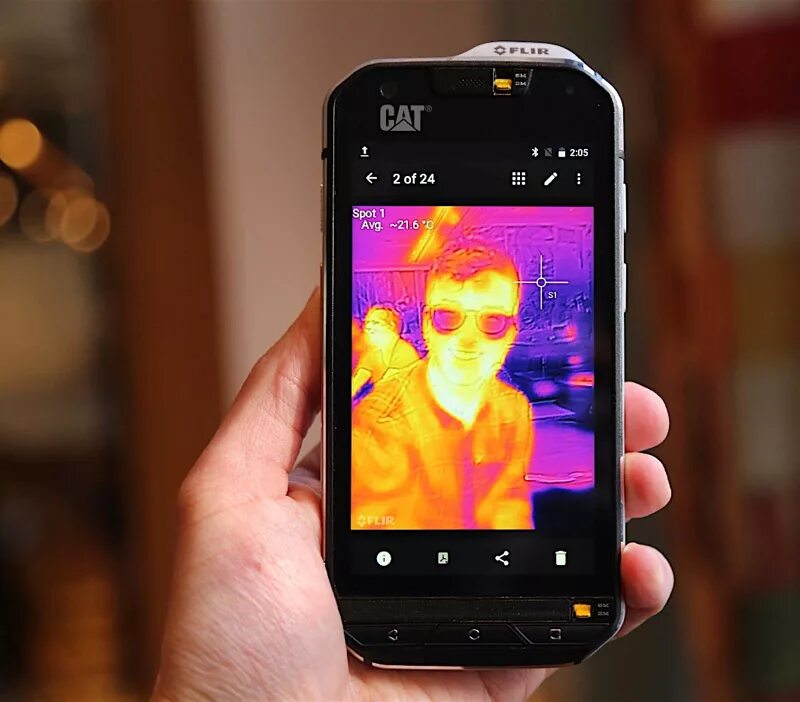 смартфон cat s60 black. смартфоны с тепловизором cat s62. смартфон катерпиллер с 60. Caterpillar cat s60. Cat с тепловизором.