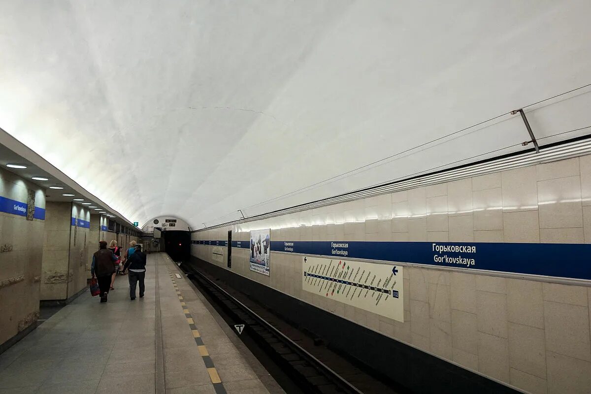 Станция метро петербурга — «горьковская. Ст метро горьковская санкт-петербург. Горьковская (станция метро, санкт-петербург). Вестибюль станции метро горьковская. Старая станция метро горьковская.