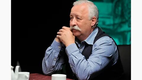Сколько якубович ведет передачу