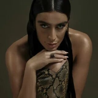 Sevdaliza мужчина