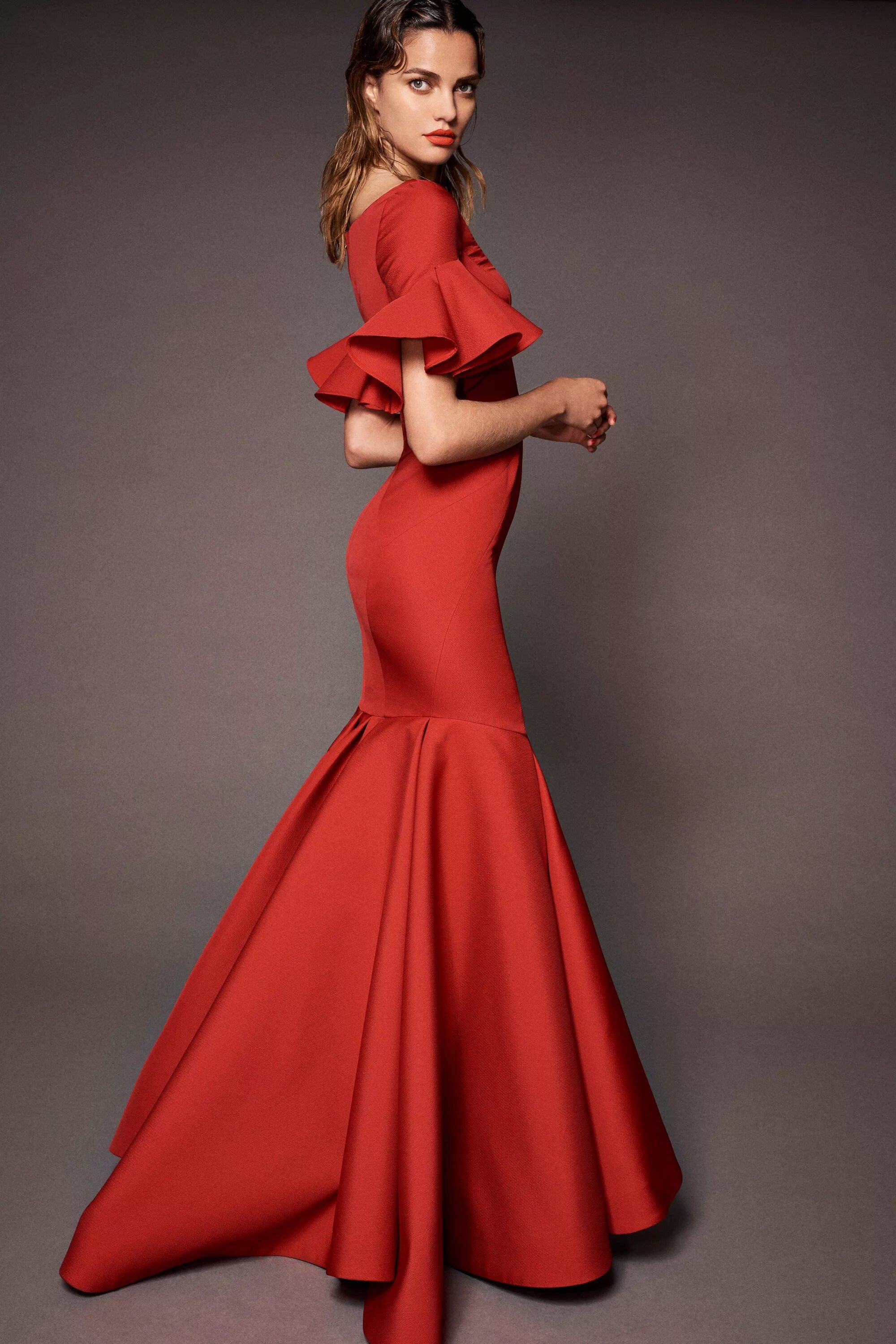 Красное платье Zac Posen. Зак Позен платья 2018. Зак Позен коллекция 2019. Коллекция Zac Posen