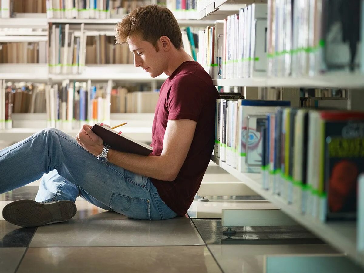 Tom read books