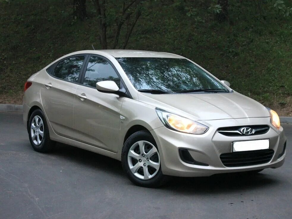 Hyundai solaris солярис. Hyundai solaris 2014 седан. Solaris 2010. Hyundai accent 4 2010. Solaris 2010.