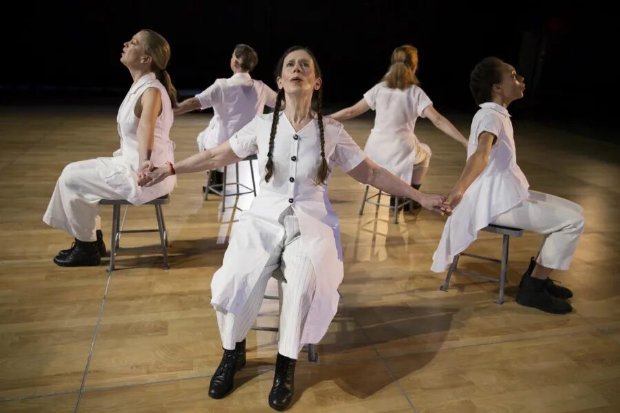 Песня performance