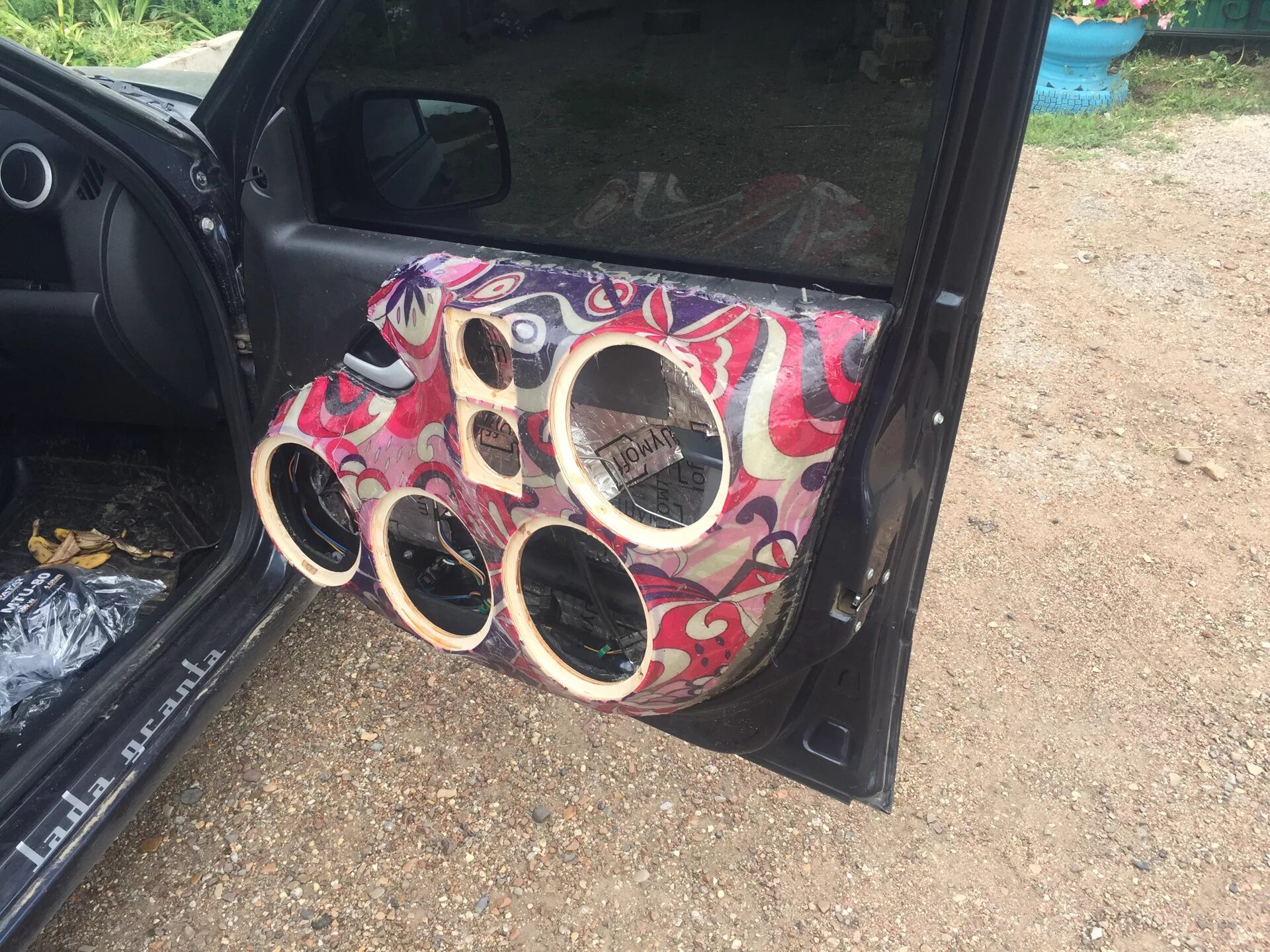 Автозвук обшивки мазда 6 gg. Дверные карты шевроле лачетти хэтчбек автозвук. Skoda fabia 2 автозвук. Тойота корона фронт автозвук. Карты под автозвук.