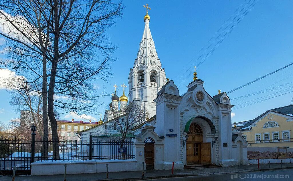 Храм преображения на песках. Храм спаса на песках на арбате. храм преображения господня на песках москва. храм преображения господня что на песках, на арбате. москва. церковь николая чудотворца на песках.