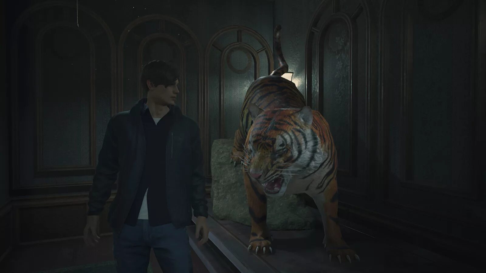 Leon kennedy re2 remake. Resident evil 2 лев. Resident evil 2 лев. Resident evil 2 remake safe room. Статуя льва resident evil 2 remake.