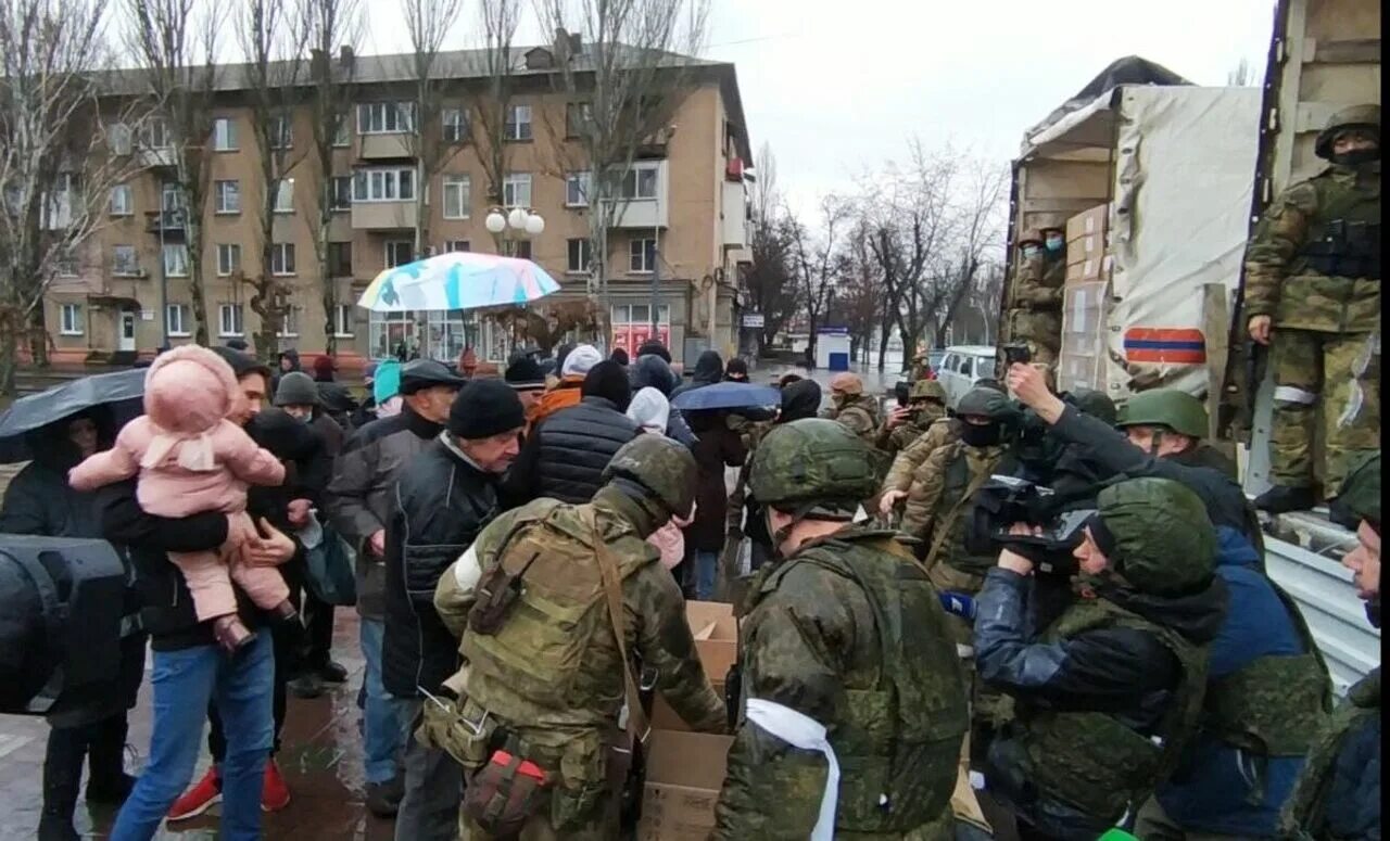 Мелитополь численность. Солдаты РФ В Мелитополе. Российские солдаты в Херсоне. Российские солдаты в Мелитополе.