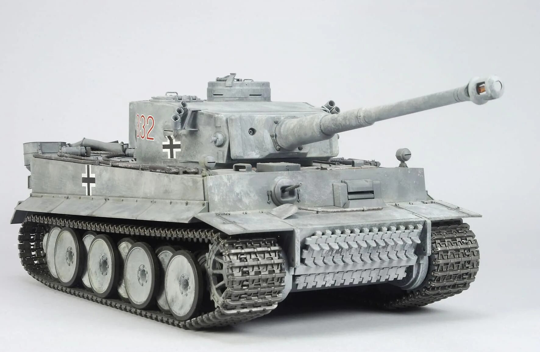 Название танка тигр. Танк Tiger 1. Тигр Тамия 1\16. Тигр 1 e танк. Танк т-6 белый тигр.