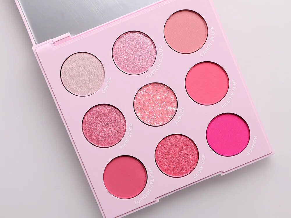 Палетка розовая solu. Changeable pink violet палетка. Тени розовые матовые. Colourpop палетка теней. Палетка розовых теней для век.