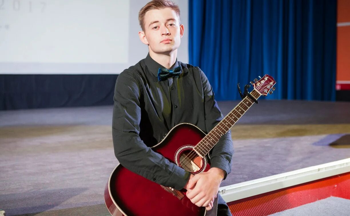 Оратор. Ребята выступать. Ребята выступать. Ребята выступать. Выступает на конференции.