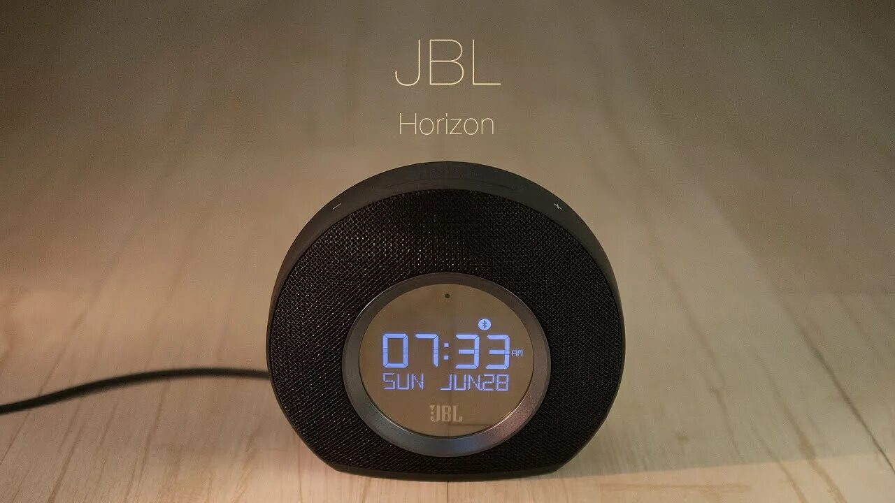 Круглая колонка jbl. JBL Horizon 3. Радиоприемник JBL Horizon. JBL Horizon 2. Круглая колонка JBL Horizon Старая.