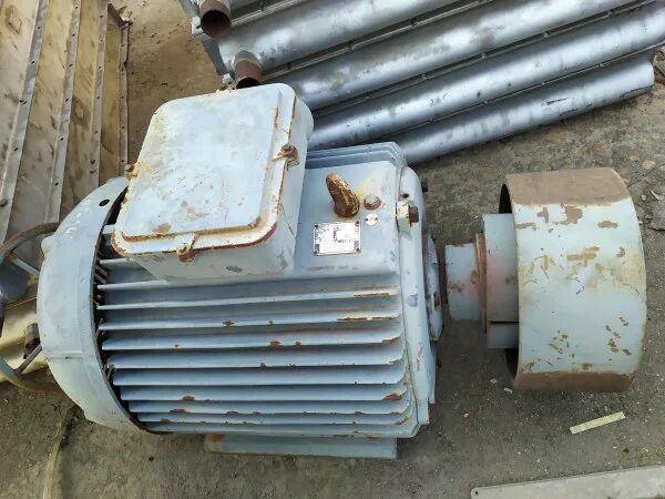 Аир2е 71c4 220в 0,75квт 1500об. Мощность двигателя 75 квт /101. Электродвигатель y112m-2 китай. Насос calpeda nm 50/16a/b. Мощность двигателя 40 квт.