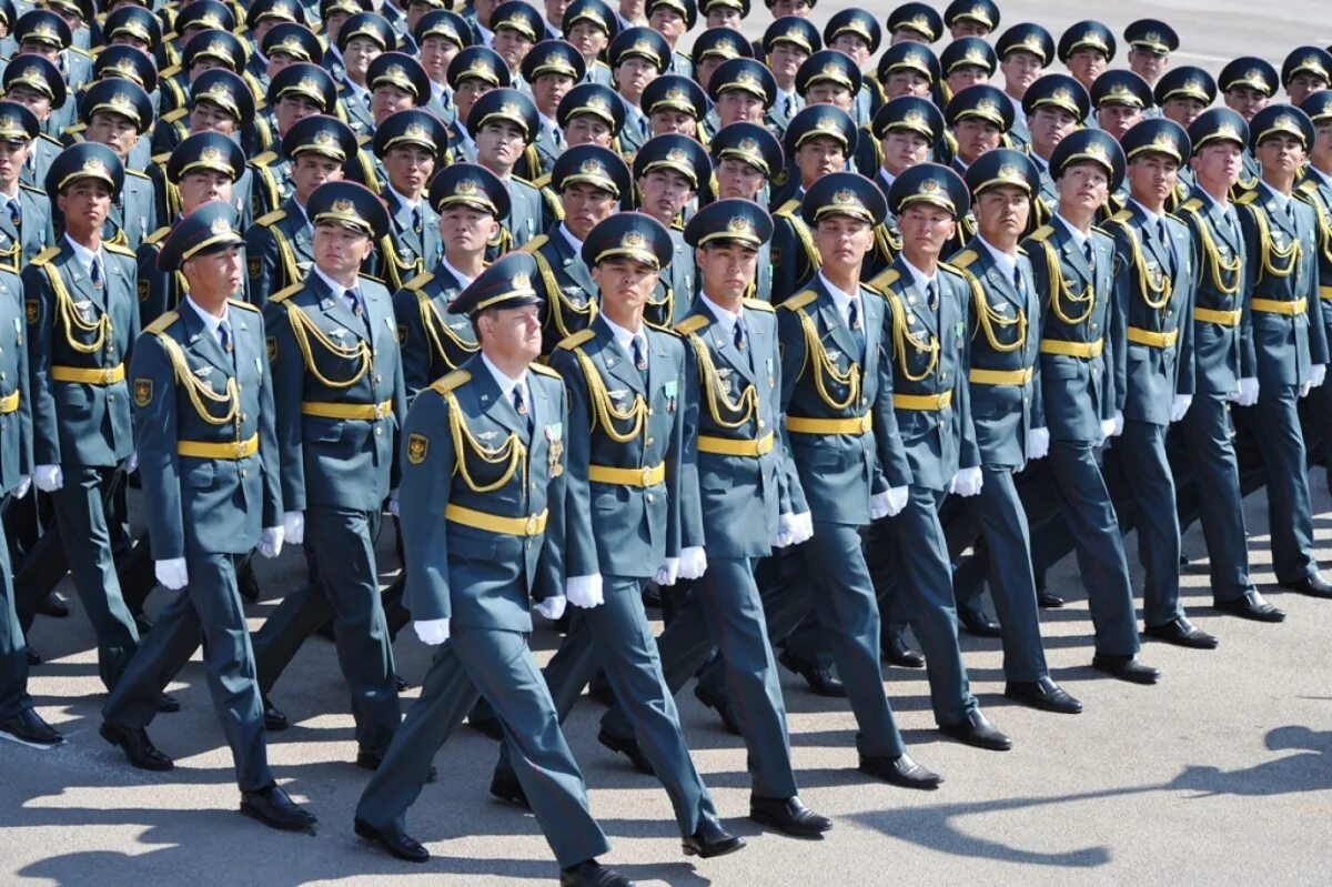 Парад в Казахстане. Военный парад. Военный парад в Казахстане. Военная форма казахстана