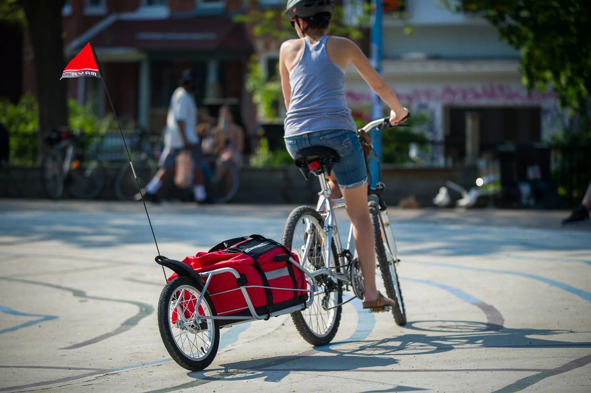 Bike Trailer. Trailer for Cycling. Maya Cycle y. Right bike