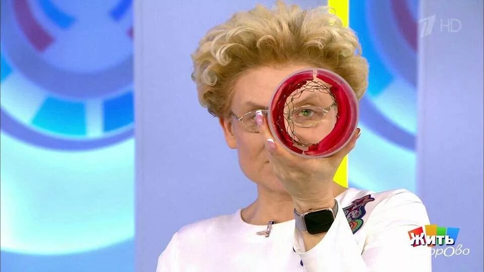 Жить здорово заставка. Жить здорово телепередача гандельман. Жить здорово заставка. Заставка программы здоровье. Жить здорово 2015.