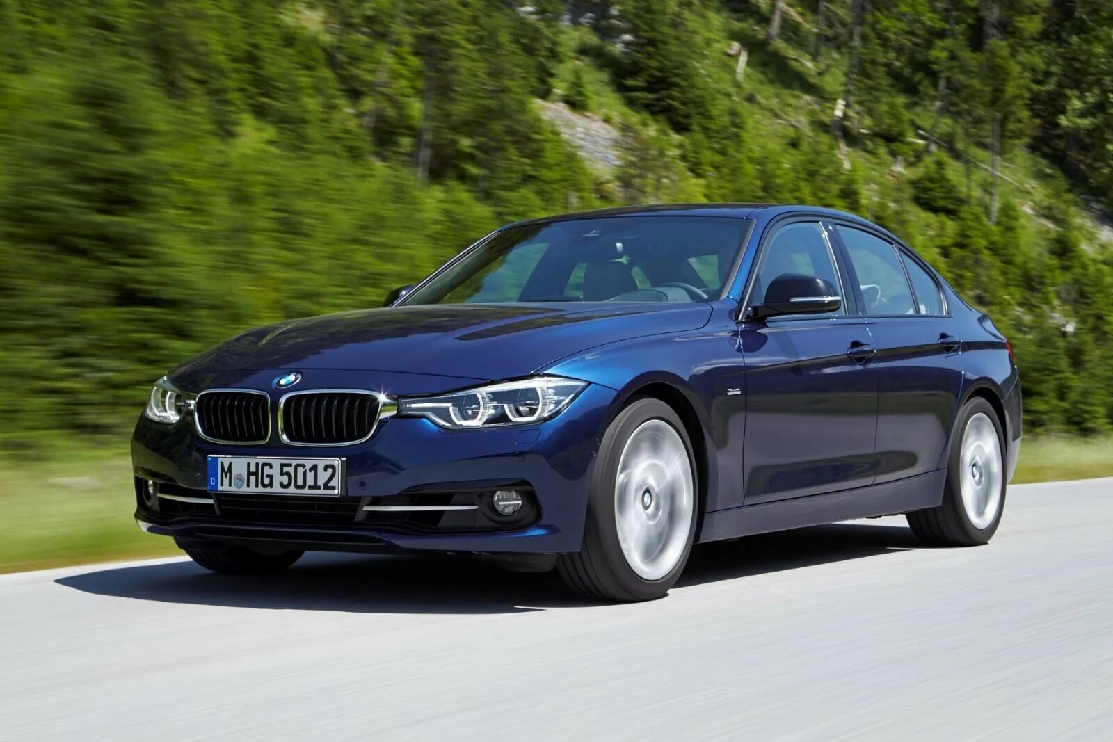 Bmw 320i xdrive. Bmw f30 2018. Бмв ф30 седан. Bmw 3 f30 2019. Bmw 3 f30.