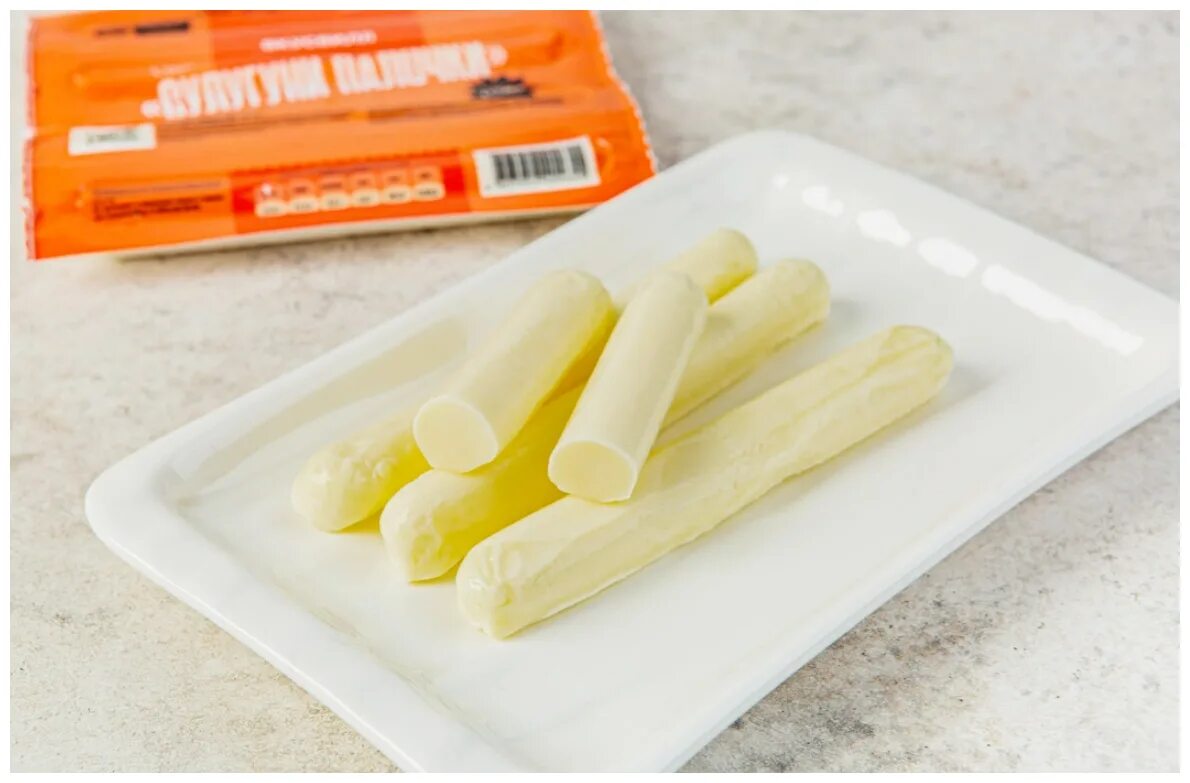 Сыр умалат сулугуни палочки 45% 120 г в дикси. Сыр чечил белый палочки. Сыр сулугуни палочки. Сыр сулугуни палочки. Сырные палочки сулугуни.