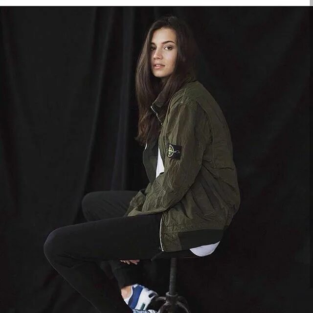 Russian casual. Алина стоник. stone island девушки. девушки casual stone island. рашен кэжуал.