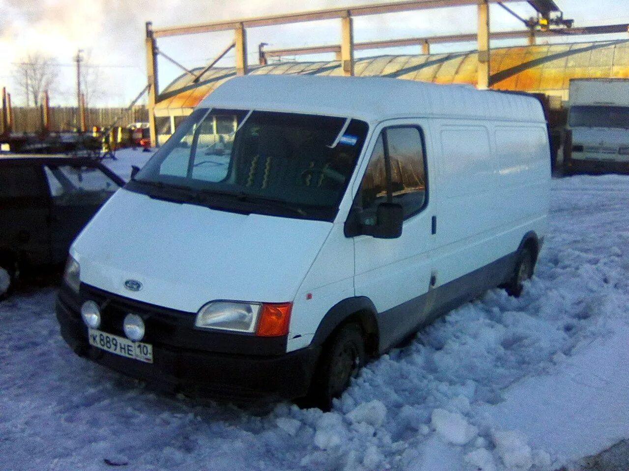 Ford Transit 1993 год. Форд Транзит 100l. Ford Transit 1993 10 местный. Ford Transit 1993 бензин 72 л.